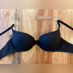 FITS EVERYBODY PUSH-UP BRA | ONYX - 32 B